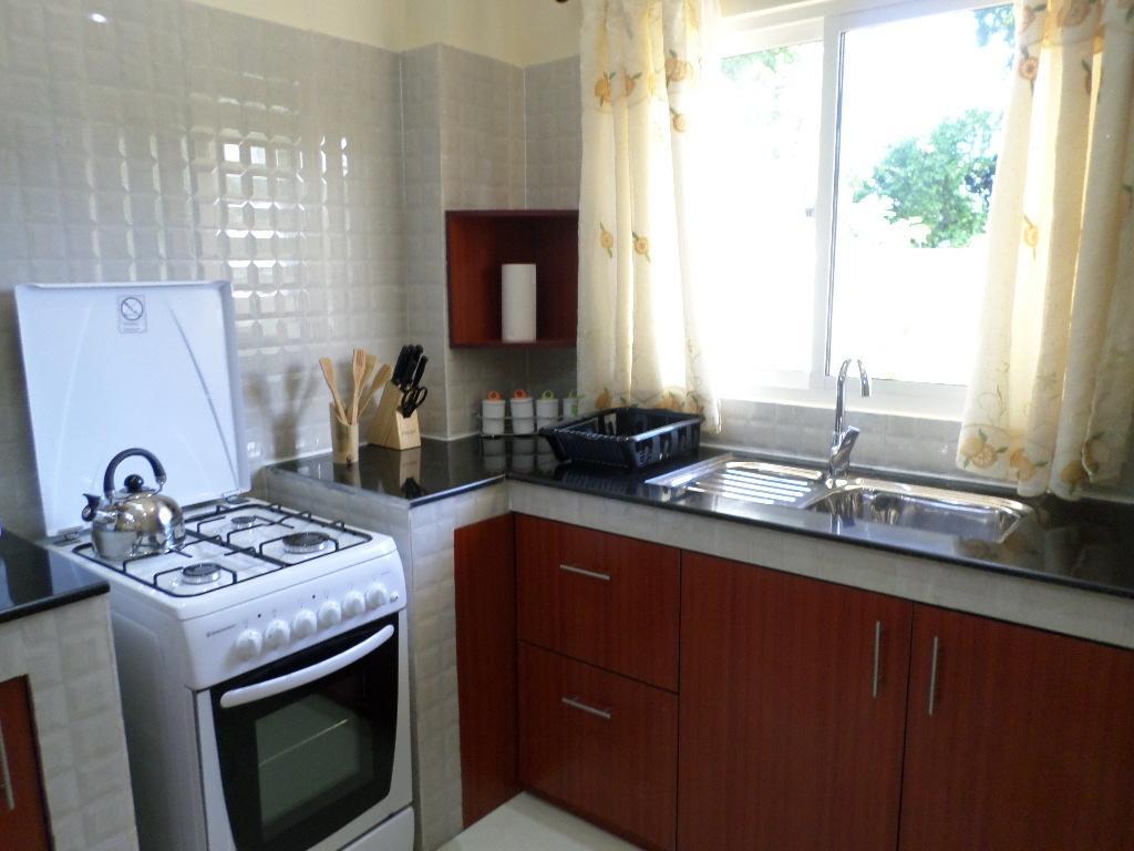 Precious C Apartman *